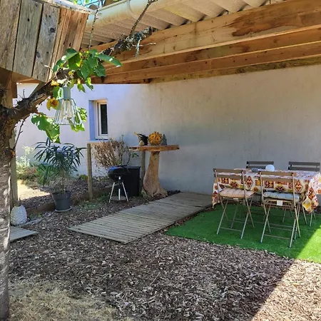 Maisonnette Cosy Au Calme Avec Jardin Clos - Puy Dufou *